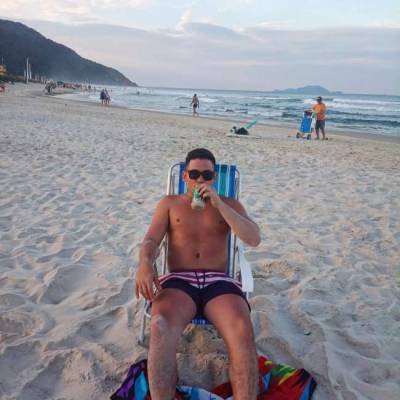  Hombre de 31 años Corrientes