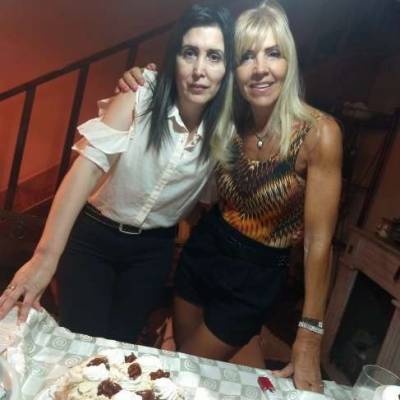Conocer mujer de 56 años que vive en Ramos Mejía 