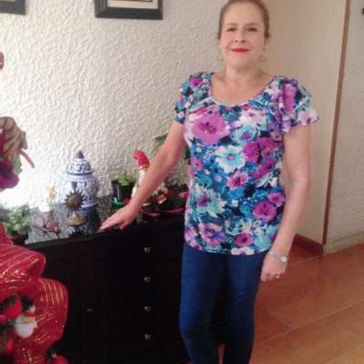 Conocer mujer de 62 años que vive en Bogotá 