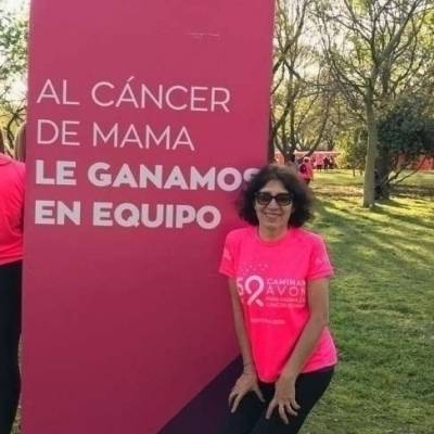 Conocer mujer de 64 años que vive en San Martin 