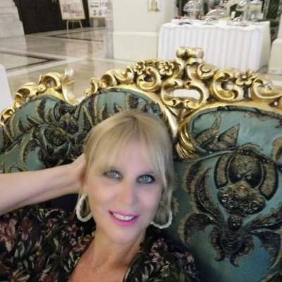MUJERDELEY es una mujer de 64 años que busca amigos en Buenos Aires 