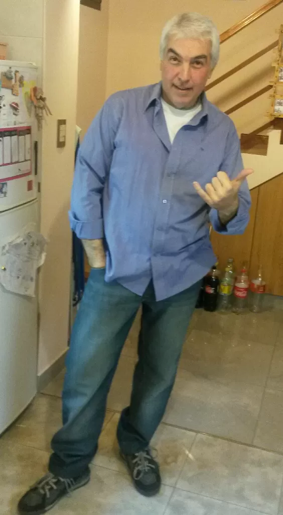 Conocer hombre de 55 años que vive en Parque Avellaneda 