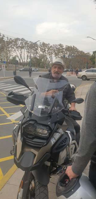 LEONE7 es una hombre de 67 años que busca amigos en CABA 