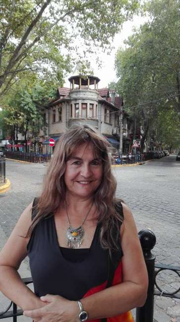 Conocer mujer de 63 años que vive en Merlo 