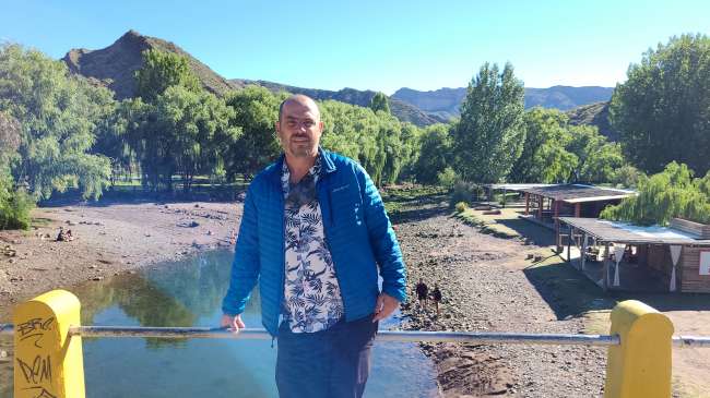 Conocer hombre de 46 años que vive en Hurlingham 