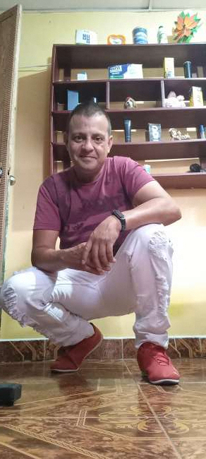 Conocer hombre de 48 años que vive en Pereira 