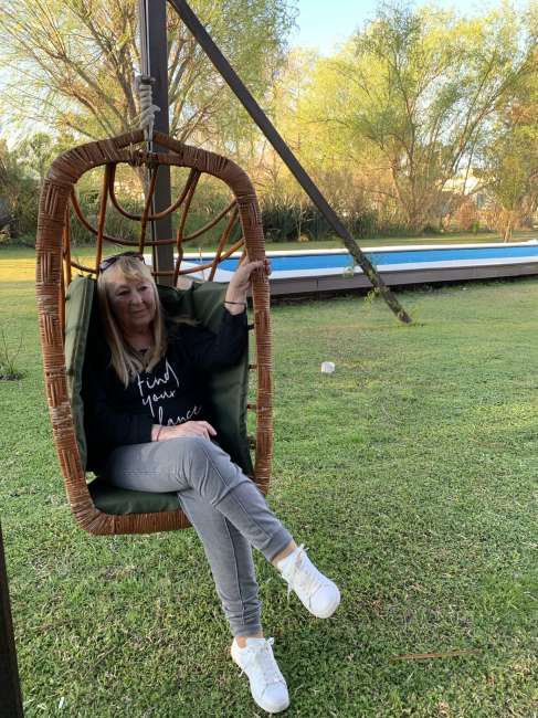 NEFER_G es una mujer de 71 años que busca amigos en CABA 