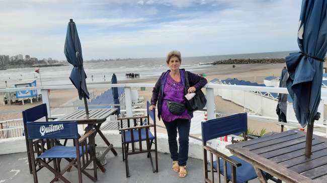 Conocer mujer de 67 años que vive en Liniers 