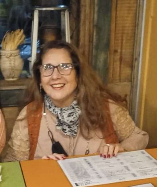 TERI es una mujer de 59 años que busca amigos en Buenos Aires 