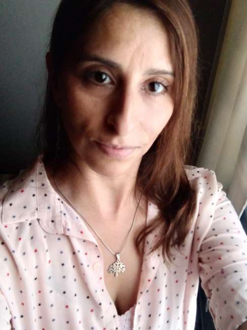 Conocer mujer de 47 años que vive en Ezeiza 