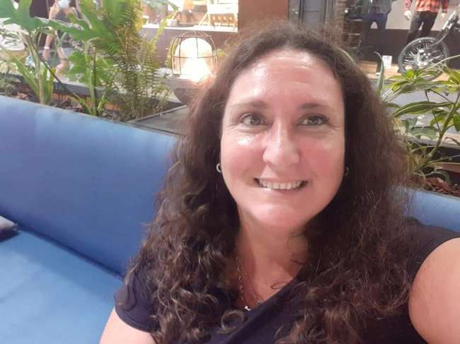 Conocer mujer de 50 años que vive en Ituzaingo 