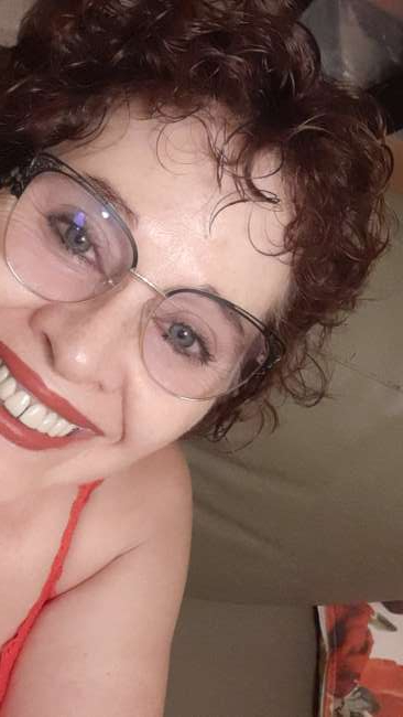 SISSI12 es una mujer de 62 años que busca amigos en CABA 