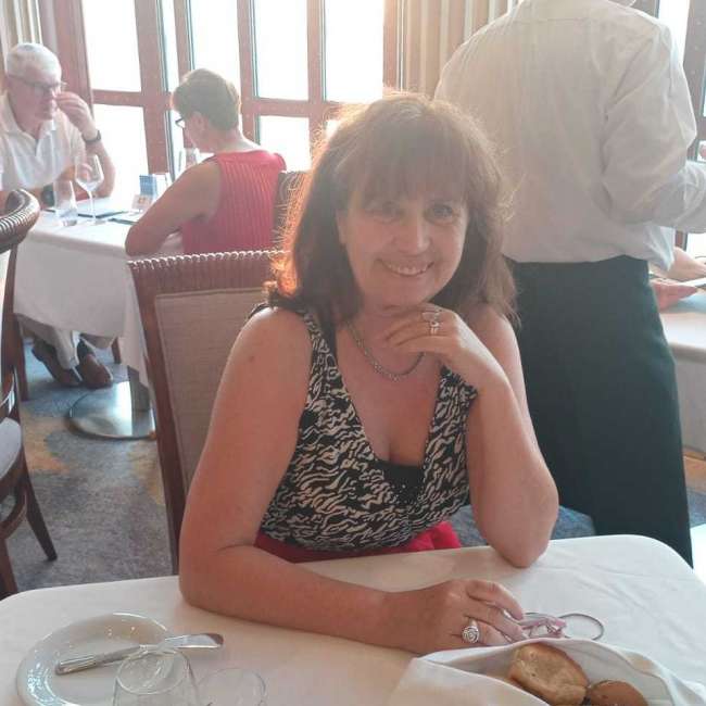 ACUARIANA62 es una mujer de 61 años que busca amigos en CABA 