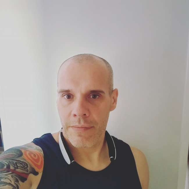 Conocer hombre de 52 años que vive en Parque Patricios 