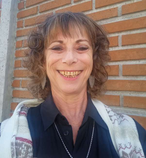 AVECILLA es una mujer de 68 años que busca amigos en Buenos Aires 
