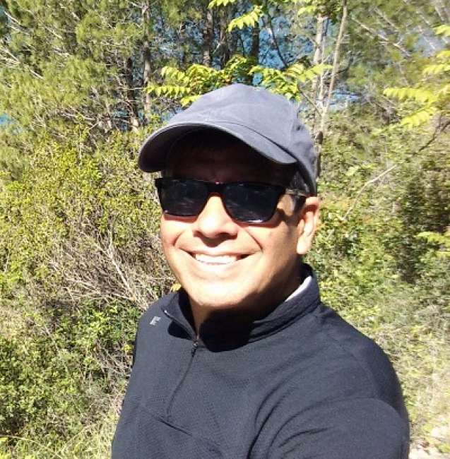 GUILLERMO_F es una hombre de 61 años que busca amigos en CABA 