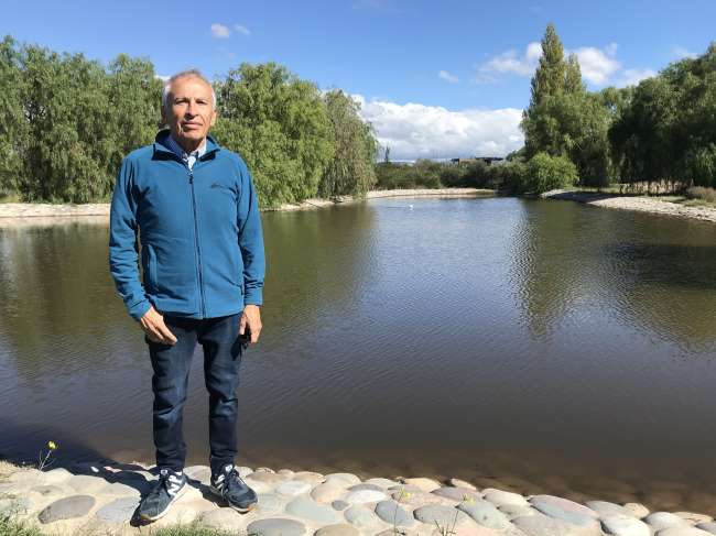 Conocer hombre de 74 años que vive en Mendoza 