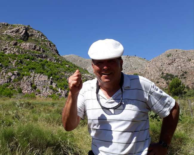 RECARE2 es una hombre de 70 años que busca amigos en Buenos Aires 