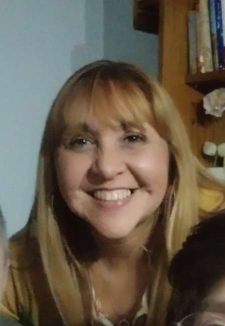 IMEL es una mujer de 53 años que busca amigos en Buenos Aires 