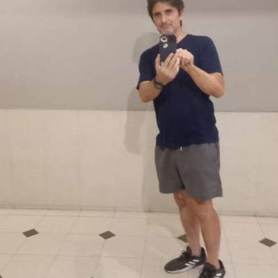 Conocer hombre de 52 años que vive en Palermo 