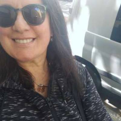 Conocer mujer de 54 años que vive en Montevideo 