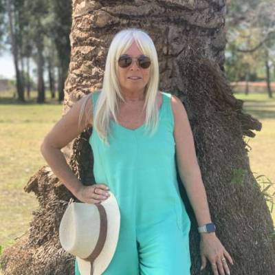 SANDRA86 es una mujer de 58 años que busca amigos en Buenos Aires 