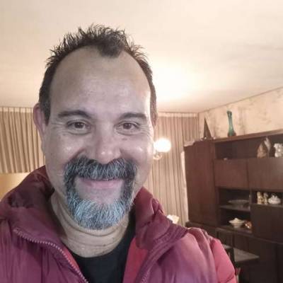 Conocer hombre de 57 años que vive en Rosario 