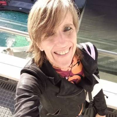 MONA62 es una mujer de 61 años que busca amigos en Buenos Aires 