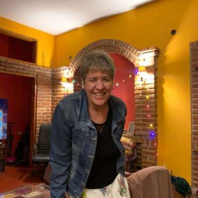 Conocer mujer de 55 años que vive en San Martin 