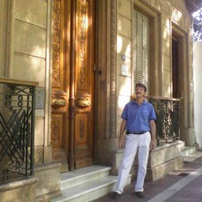 Conocer hombre de 62 años que vive en Nuñez 
