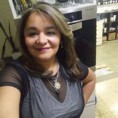 SILVINA_MARIEL es una mujer de 51 años que busca amigos en Santa Fe 