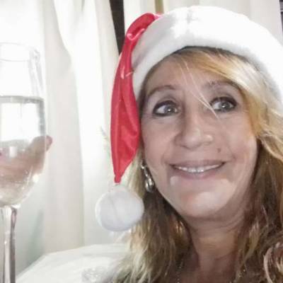 Conocer mujer de 58 años que vive en Mendoza 