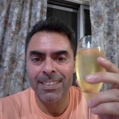 Conocer hombre de 56 años que vive en San Martin 