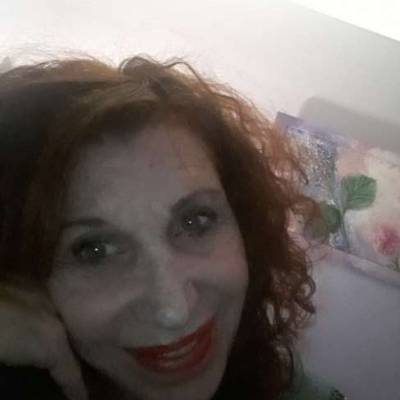 Conocer mujer de 69 años que vive en Caballito 