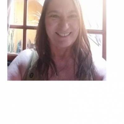 MROSA es una mujer de 63 años que busca amigos en Buenos Aires 