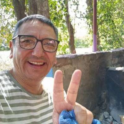 Conocer hombre de 56 años que vive en Rosario 