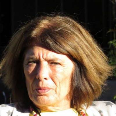 Conocer mujer de 73 años que vive en Almagro 