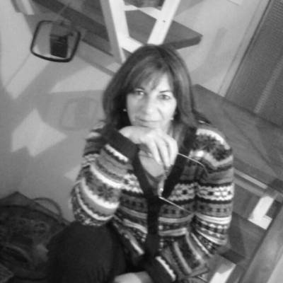 GABRIELA58 es una mujer de 59 años que busca amigos en Buenos Aires 