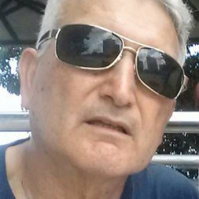 PATRICIO04 es una hombre de 74 años que busca amigos en CABA 