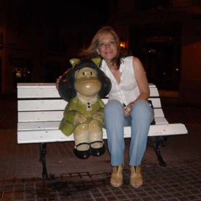 Conocer mujer de 64 años que vive en Coghlan 