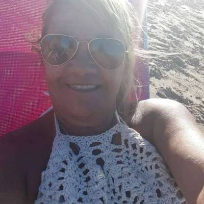 Conocer mujer de 68 años que vive en Vicente Lopez 