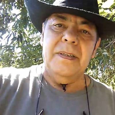 Conocer hombre de 66 años que vive en Lanus 
