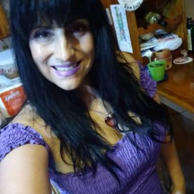 ARONBJS es una mujer de 54 años que busca amigos en Buenos Aires 