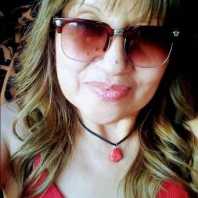 Conocer mujer de 56 años que vive en Monte Grande 