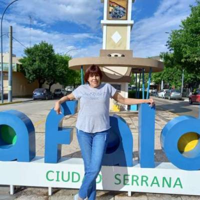 CRISTINA... es una mujer de 72 años que busca amigos en Buenos Aires 