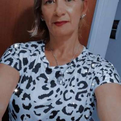 VILLALB9 es una mujer de 47 años que busca amigos en Buenos Aires 