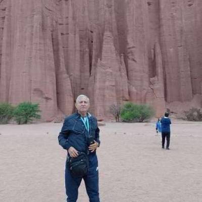 Conocer hombre de 70 años que vive en Belgrano 