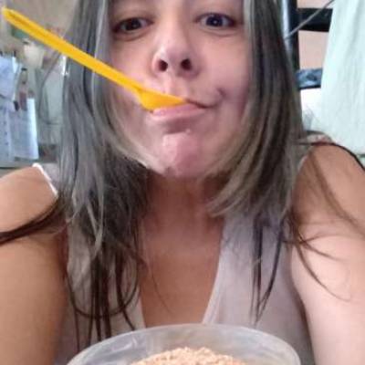 Conocer mujer de 55 años que vive en Hurlingham 