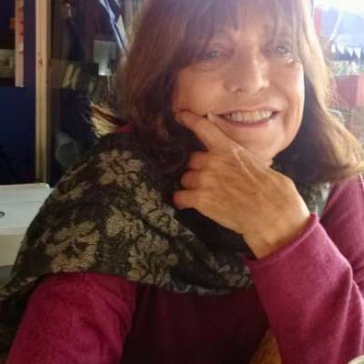 Conocer mujer de 68 años que vive en Nuñez 