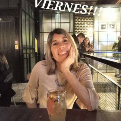 MPATRIC es una mujer de 48 años que busca amigos en Buenos Aires 